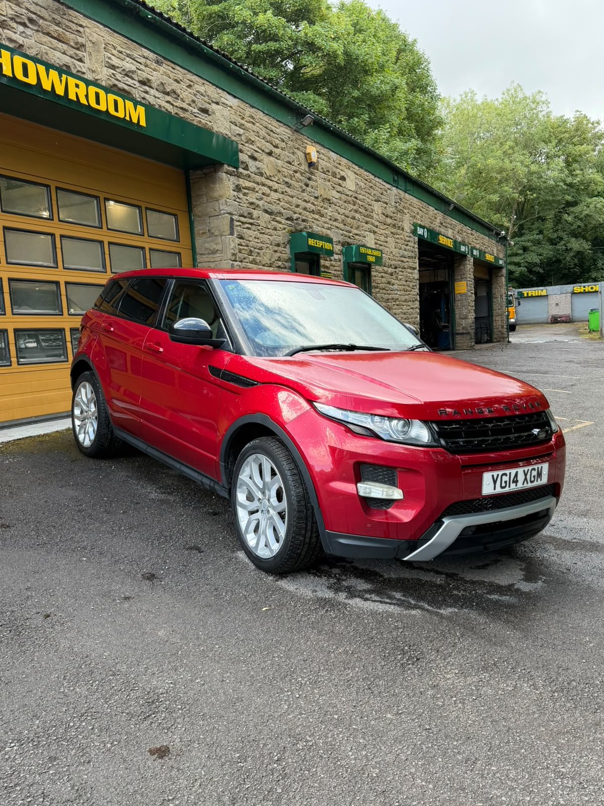 2014 Range Rover Evoque Dynamic 2.2 SD4 Auto - Image 2