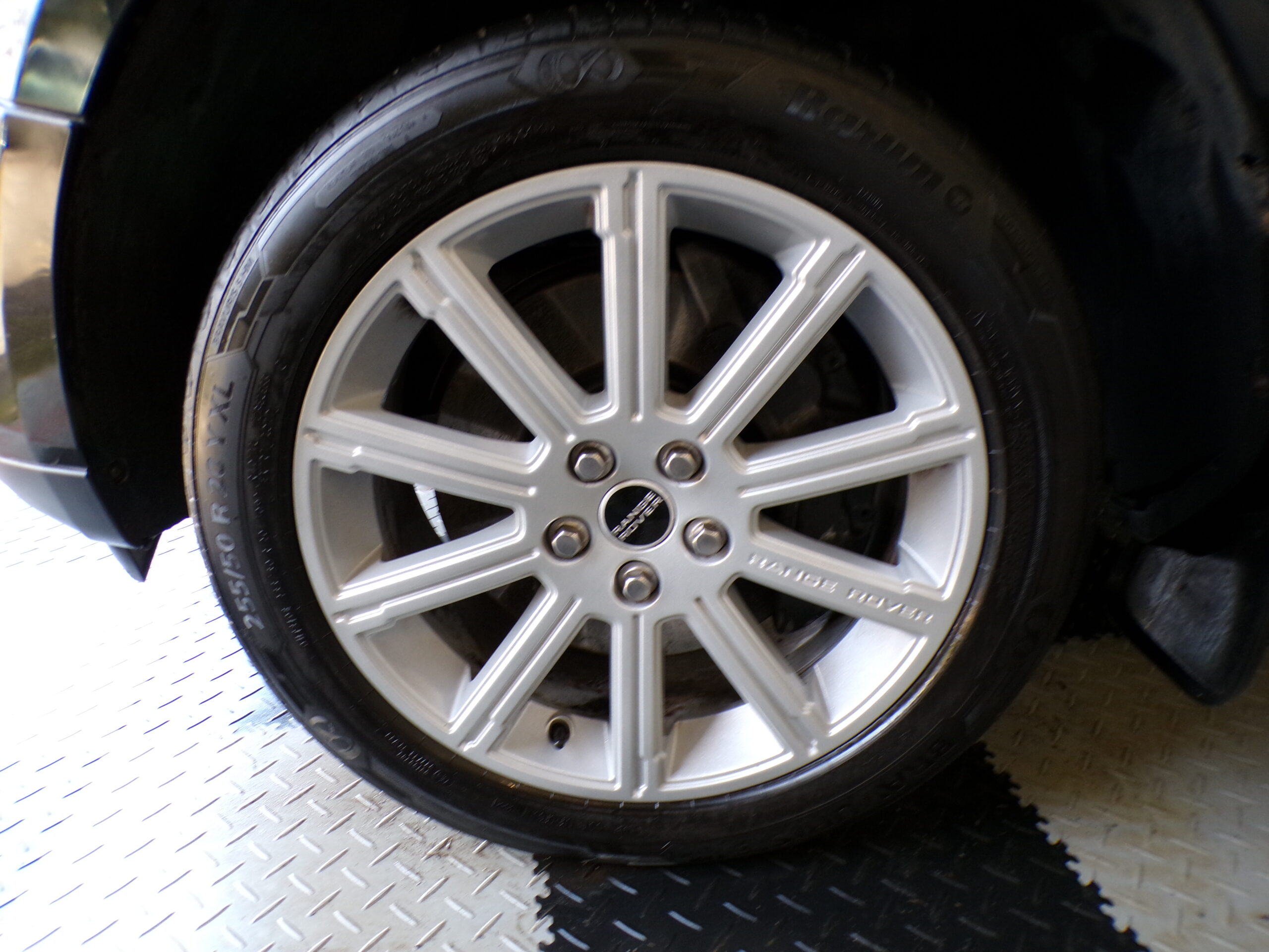 RANGE ROVER VOGUE 4.4 V8 - Image 7