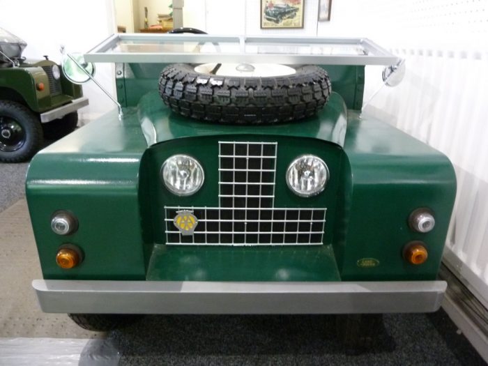 Childs Electric Powered Land Rover