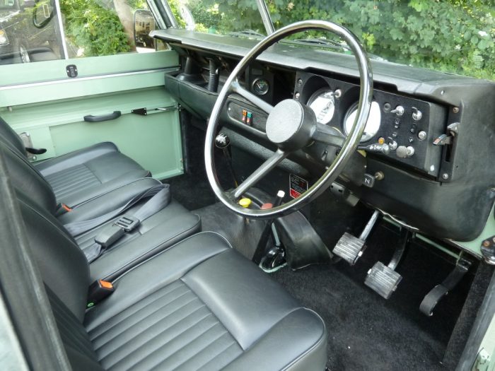 ART 420Y - 1982 Series 3 - Pastel Green - Galvanised Chassis