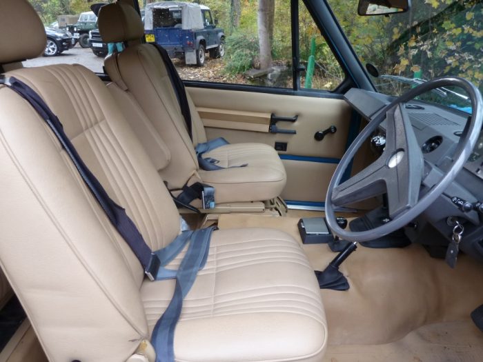 BMR 745L - 1972 "Suffix A" 2 Door Range Rover Classic - Nut & Bolt Restoration