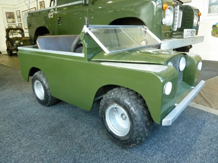 Battery Powered - Scale Model - Series 2 Land Rover