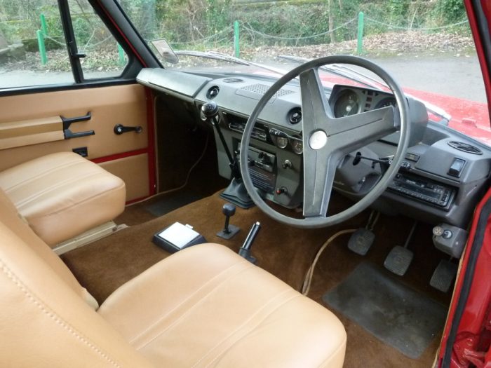 1972 Suffix A - 2 Door Range Rover - Masai Red