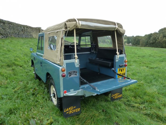 1974 Land Rover Series 3 Soft Top - Galvanised Chassis