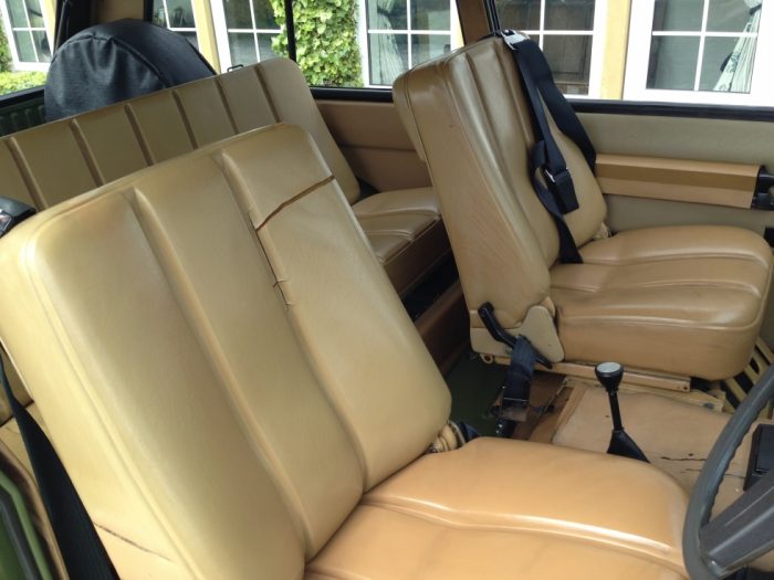1971 Range Rover Classic - front seats