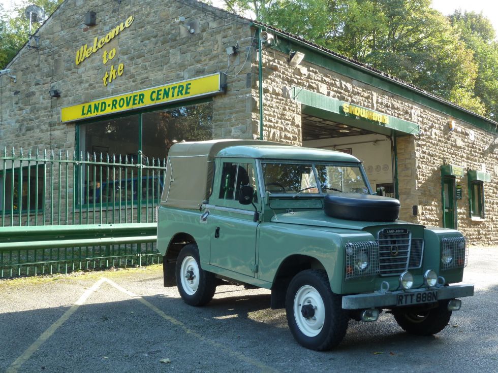 1974 Series 3 Land Rover – Arrives from Bath