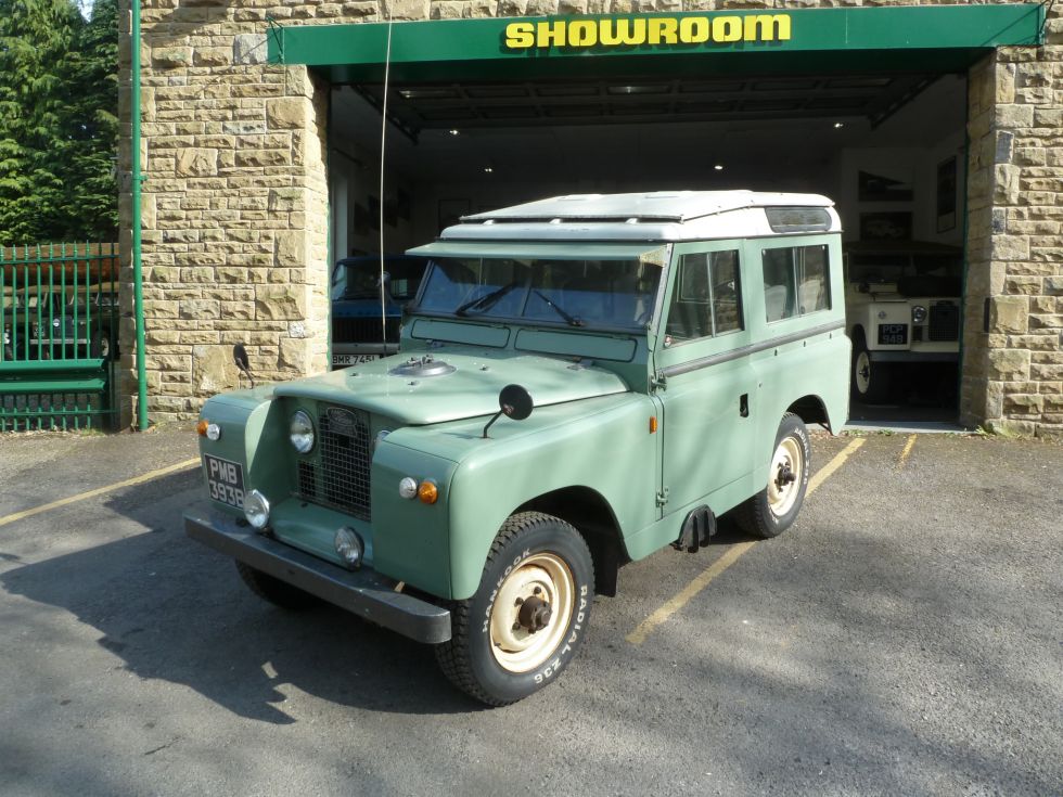 PMB 393B – 1964 Series IIA Land Rover – Purchased by Nigel & Ewan from Holmfirth