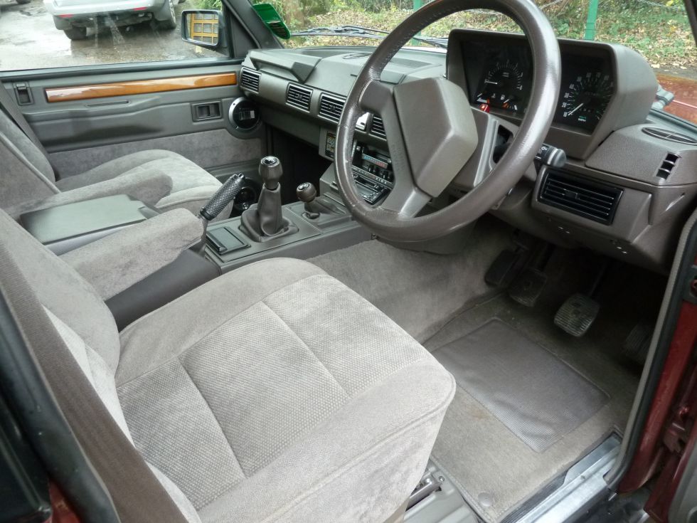 Time Warp - 1989 Range Rover Classic