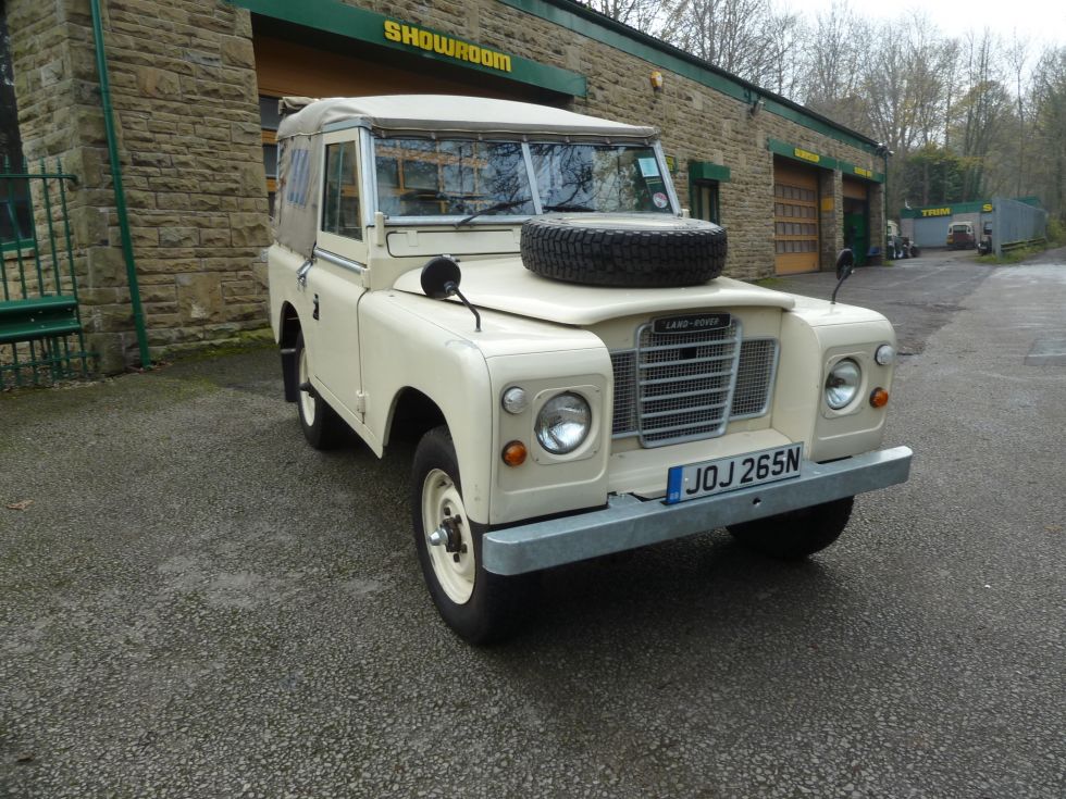 1975 Land Rover Series 3 - Soft Top
