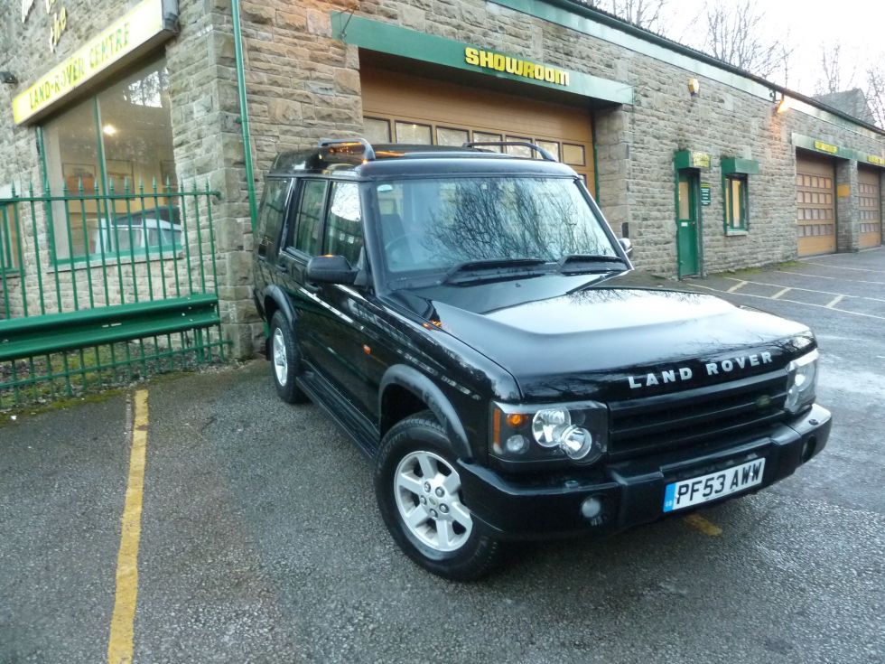 New Arrival - Discovery TD5 - Black 7 seater - 65,000 Miles ! - Rover Centre