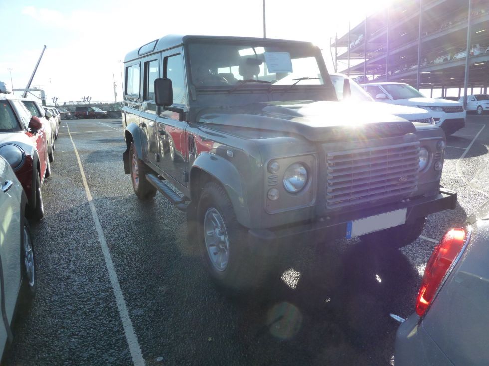 New Land Rover Defender 110 XS