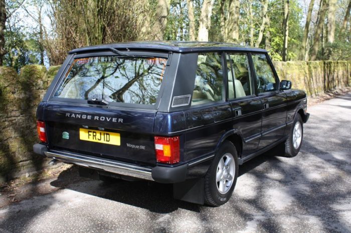 Range Rover Classic - 25th Anniversary