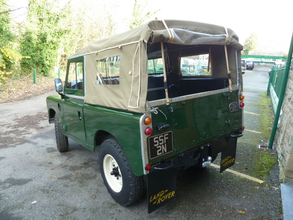 1974 Land Rover Soft Top