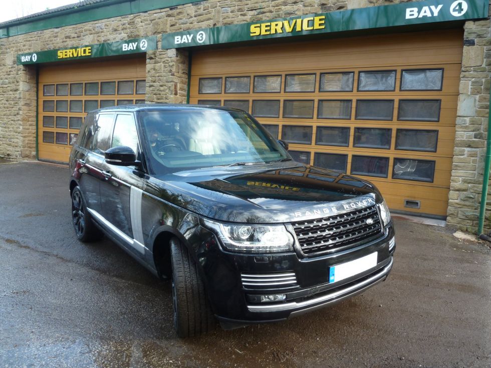 New Shape Range Rover – Fixed Price Servicing
