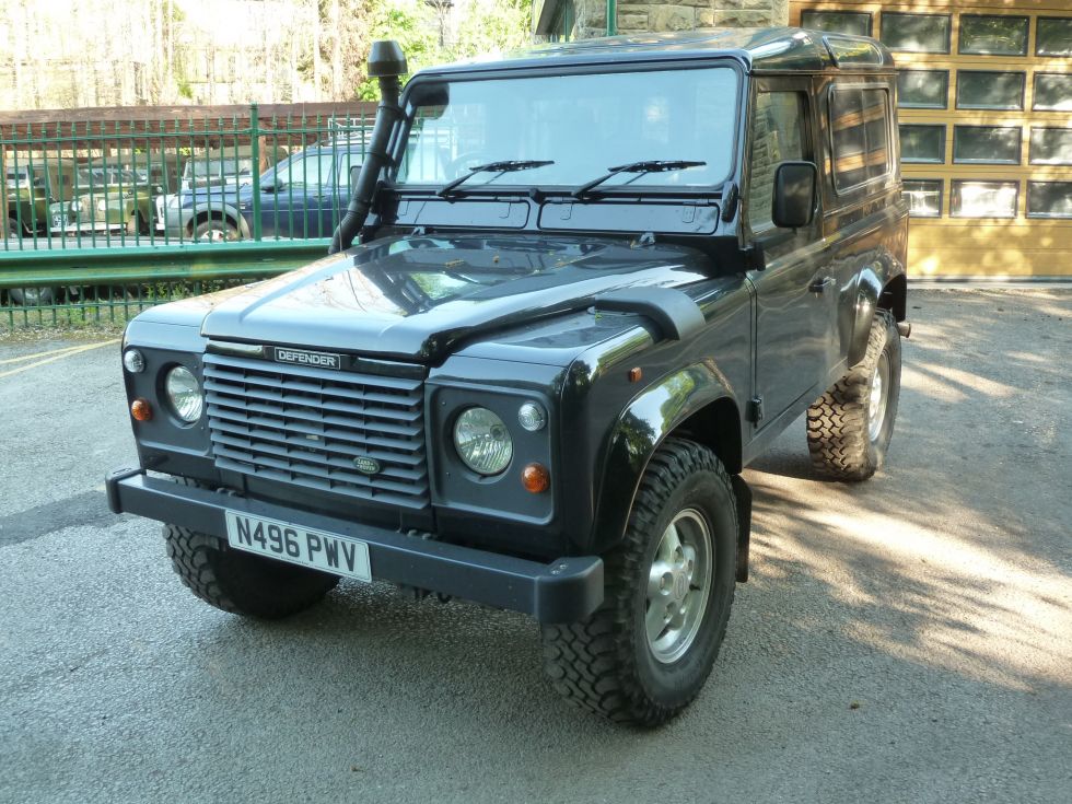 New Arrival – “Fully loaded” 1996 Defender 90 – 300 TDi – Including rare Air Conditioning