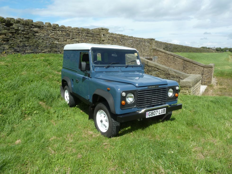 Our Galvanised Chassis Defender – Purchased by Katrina from Wakefield