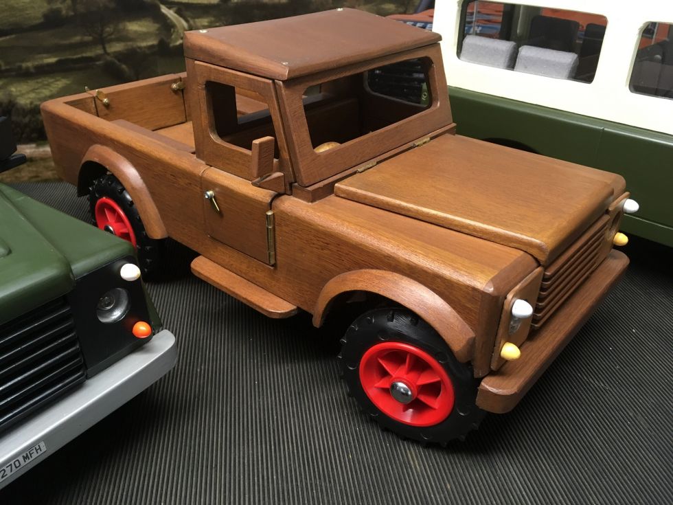 Scale Model Land Rover