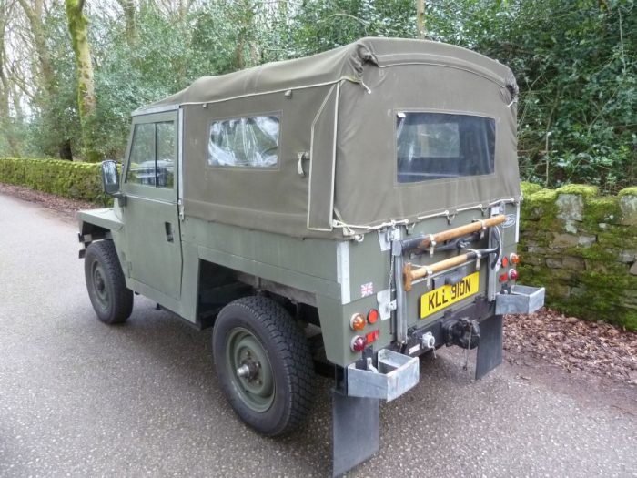 1975 Land Rover Lightweight