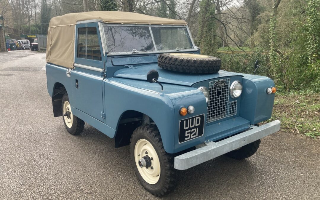 1962 Series IIA Land Rover – purchased by Giulietta and Alex in Connecticut, USA