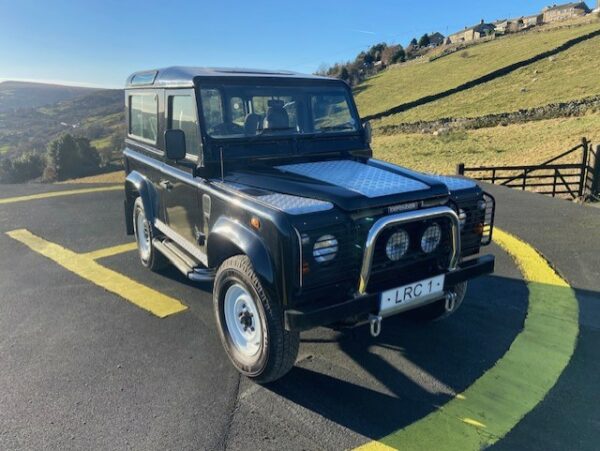 T761 NWL - 1999 Defender 90 TD5 - County Station Wagon